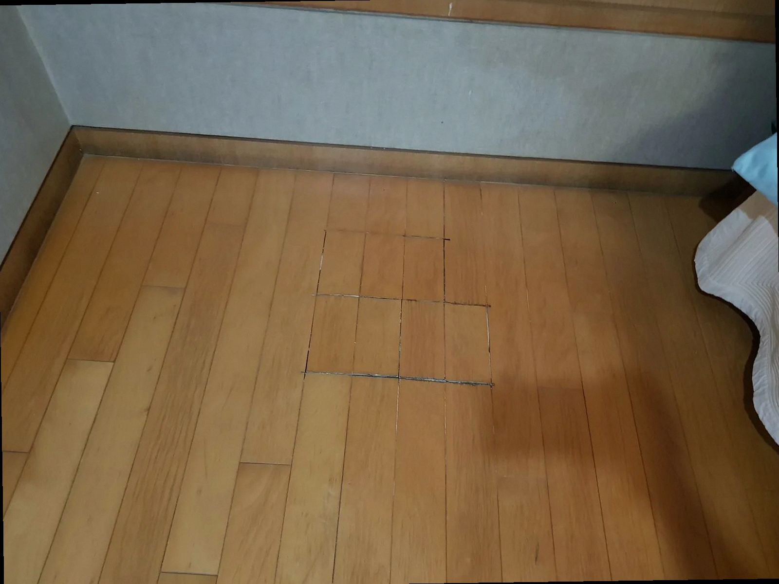 부산진구 누수탐지 배관 속 압력 저하를 따라 급수 계통을 점검했습니다. 관련 현장 사진